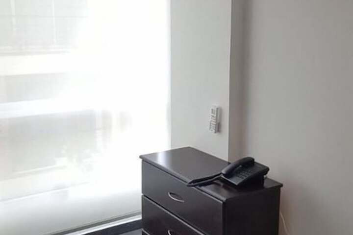 Room 7 of 34