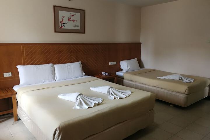 Room 7 of 26