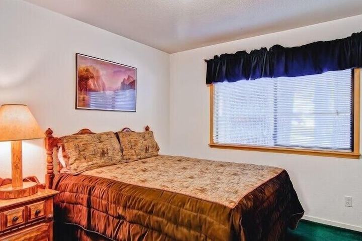 Room 2 of 22