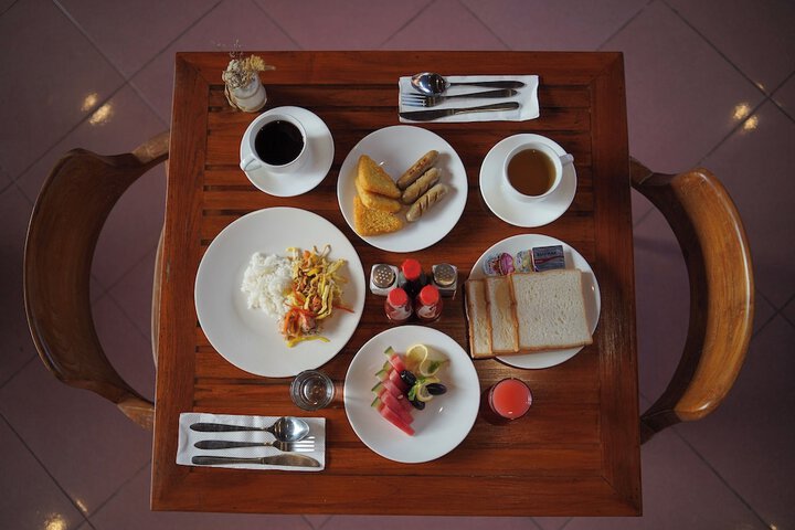 Dining 56 of 71
