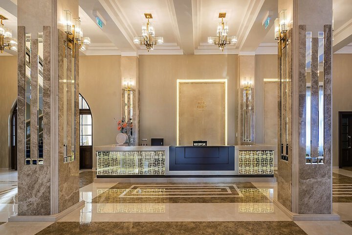Hotel Interior 4 of 41