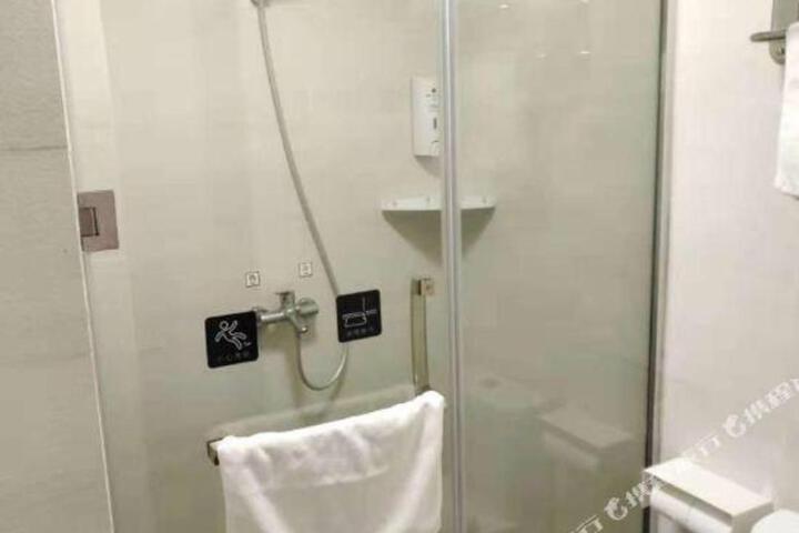 Haiyou Hotel