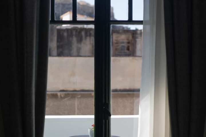 Room 20 of 66