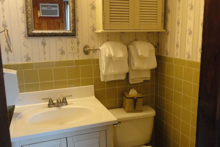 Room 36 of 48