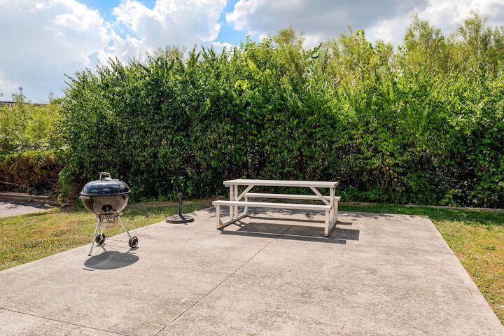 BBQ/picnic area