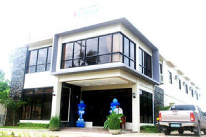 Sea Breeze Hotel