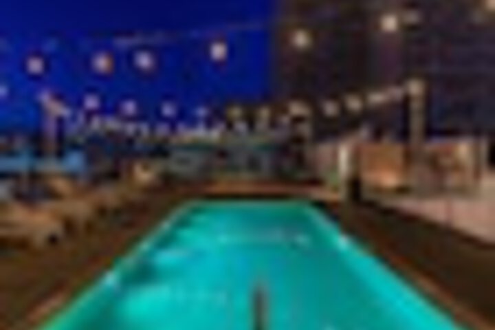 Pool 377 of 516