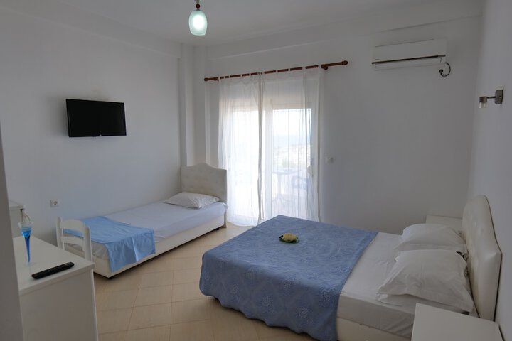 Room 5 of 59
