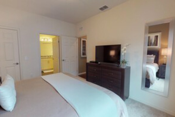 Room 18 of 30