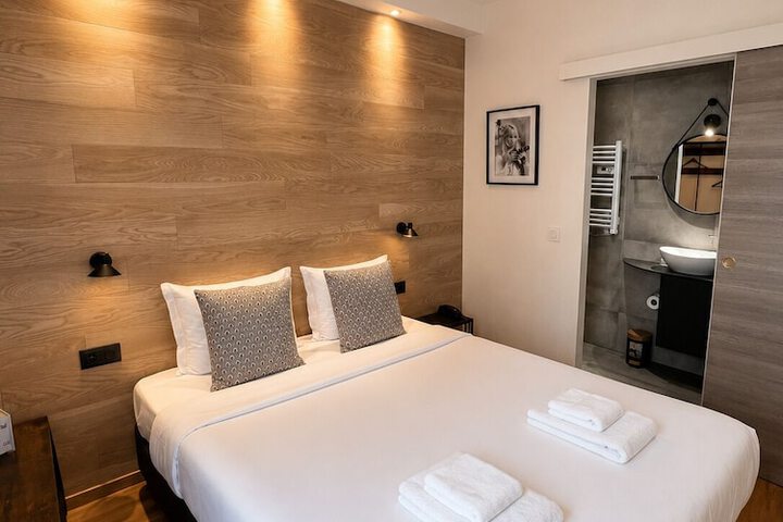 Room 30 of 51