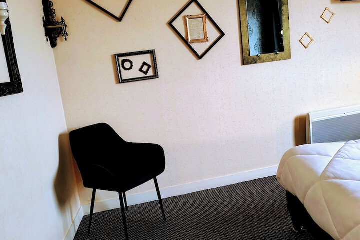 Room 49 of 113