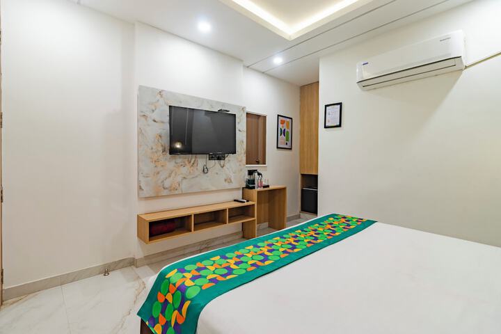 Room 25 of 75