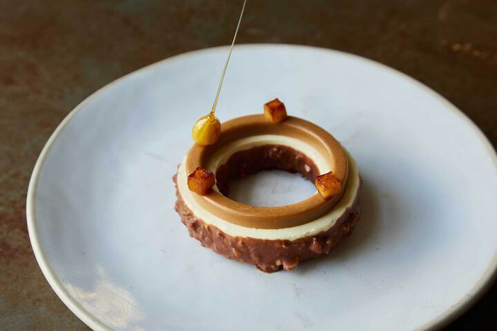Dining 61 of 102