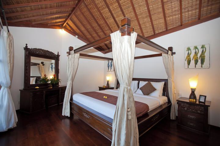 Room 4 of 21