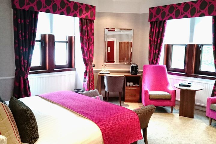 Room 11 of 62
