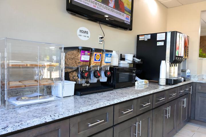 Breakfast area