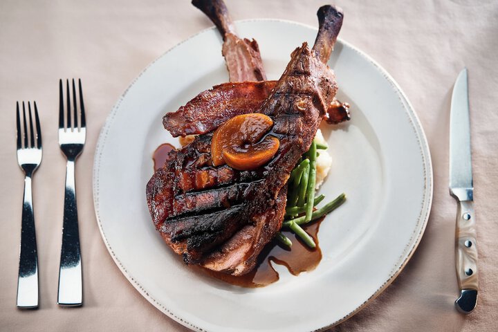 Dining 36 of 42