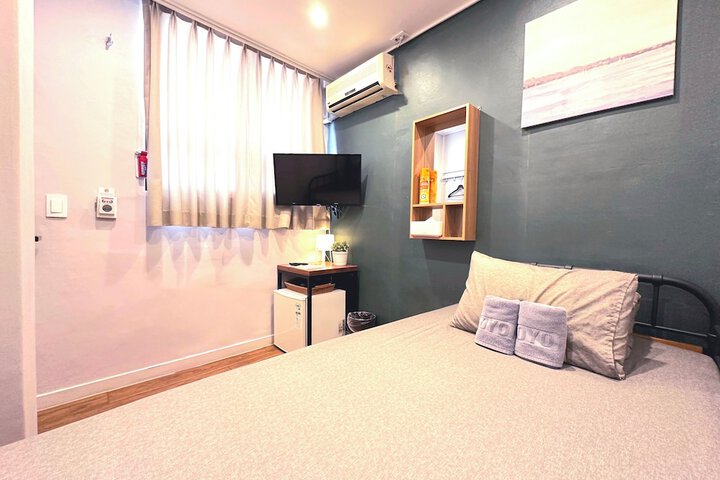 Room 28 of 58