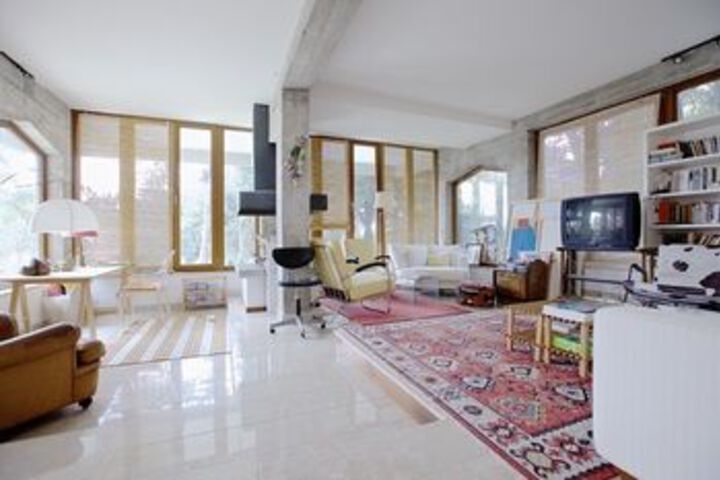 Room 14 of 20