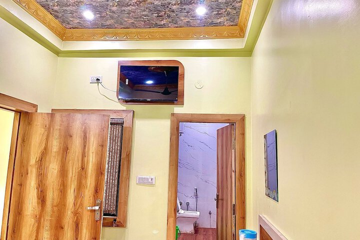 Room 12 of 41