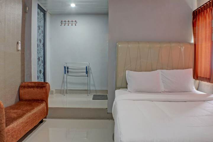Room 9 of 25