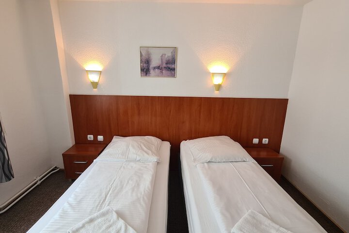 Room 21 of 91
