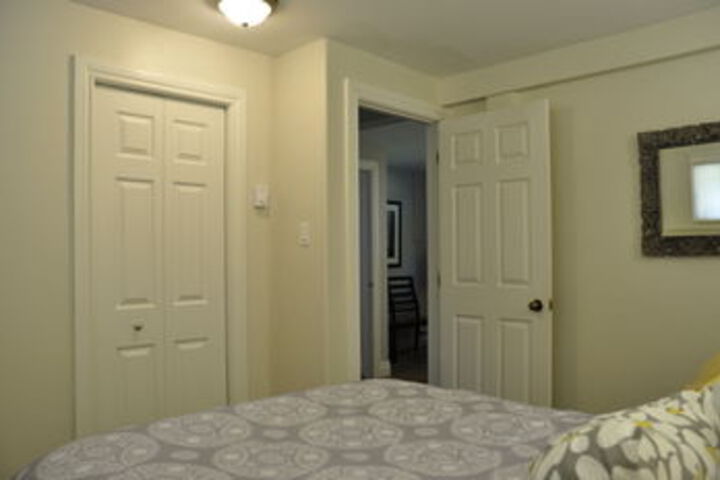 Room 12 of 28