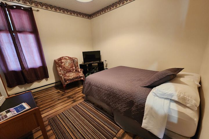 Room 6 of 31