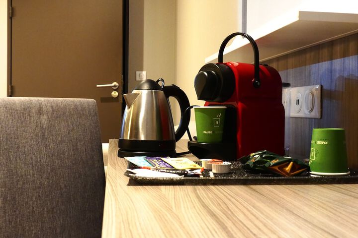 Room amenity