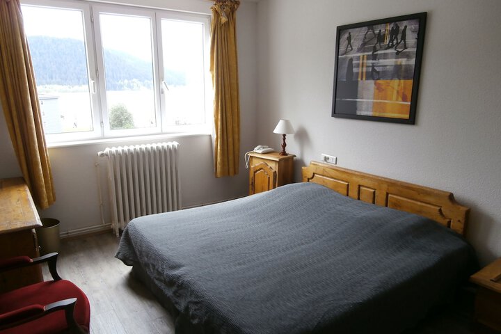 Room 7 of 39