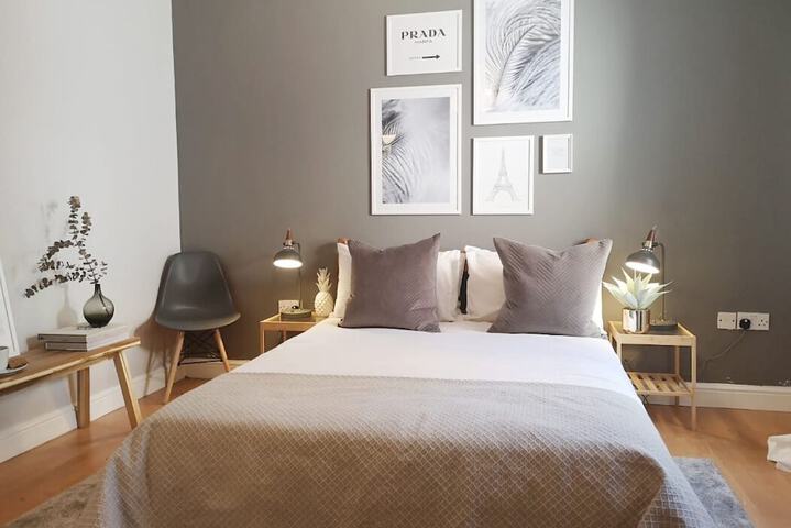 Room 10 of 61