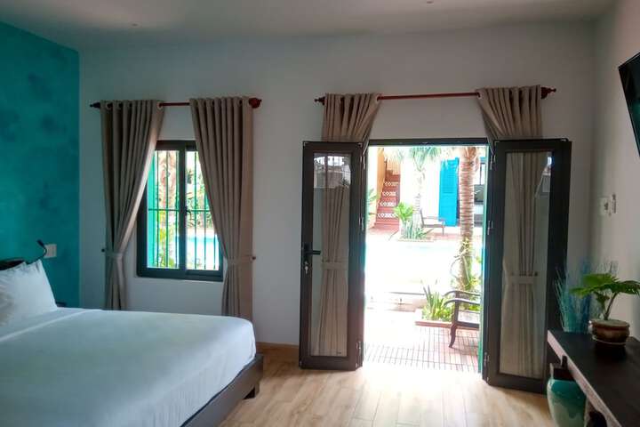 Room 49 of 178