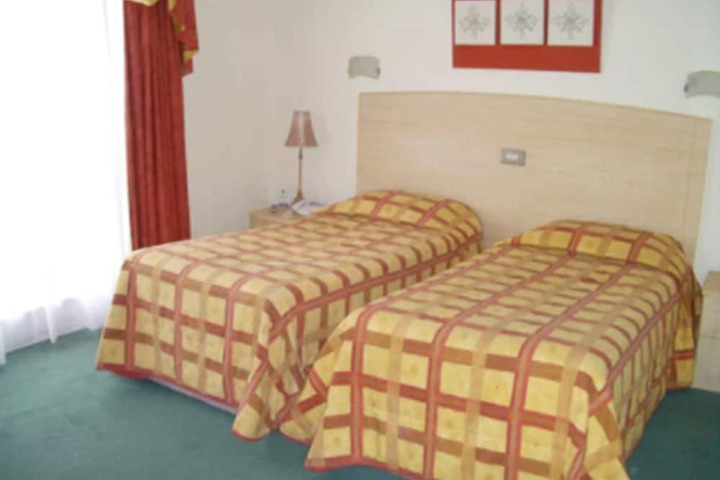Room 3 of 22