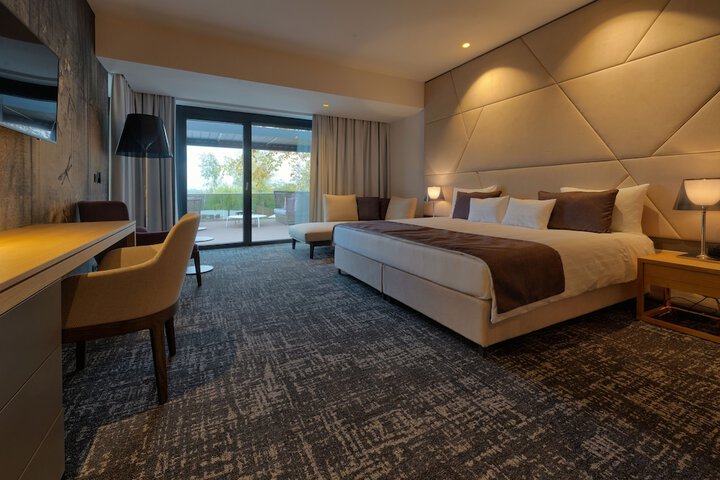 Room 5 of 49