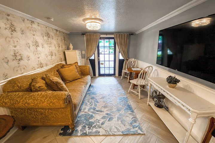 Room 22 of 84