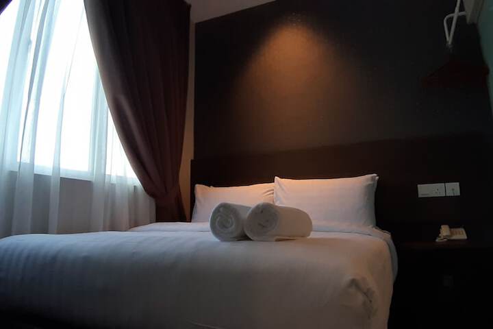 Room 15 of 138