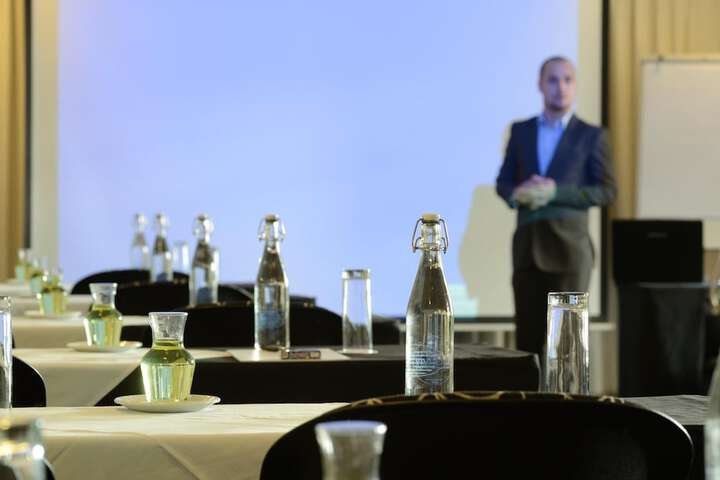 Meeting 199 of 242