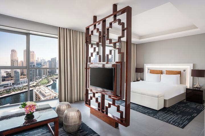 Room 20 of 107
