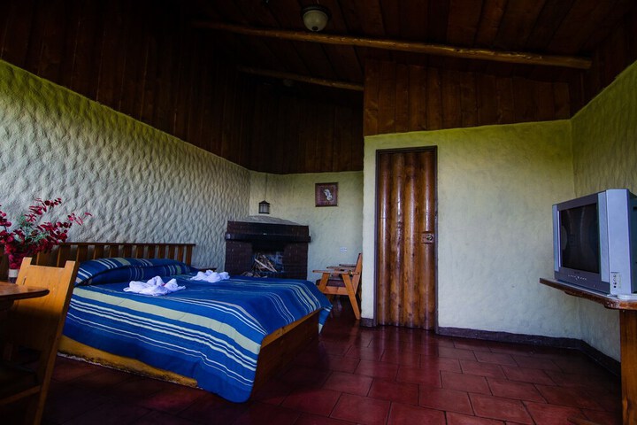 Room 5 of 49