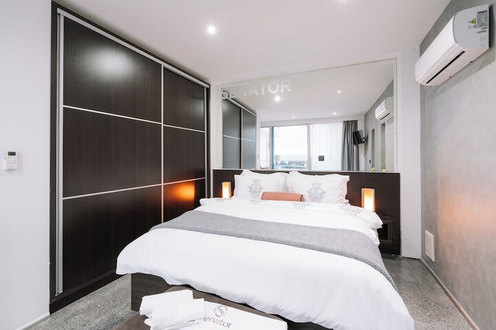 Room 75 of 257