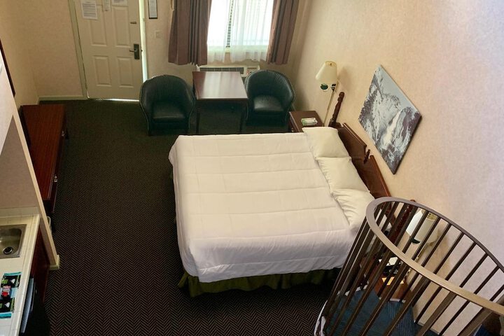 Room 17 of 81