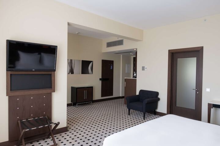 Room 56 of 160