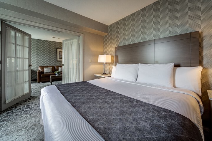Room 13 of 60
