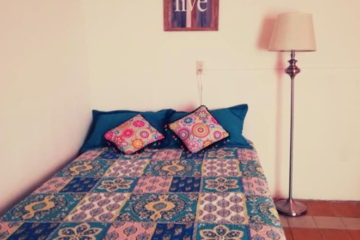 Room 6 of 13