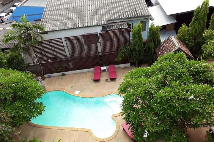 Pool Hotel