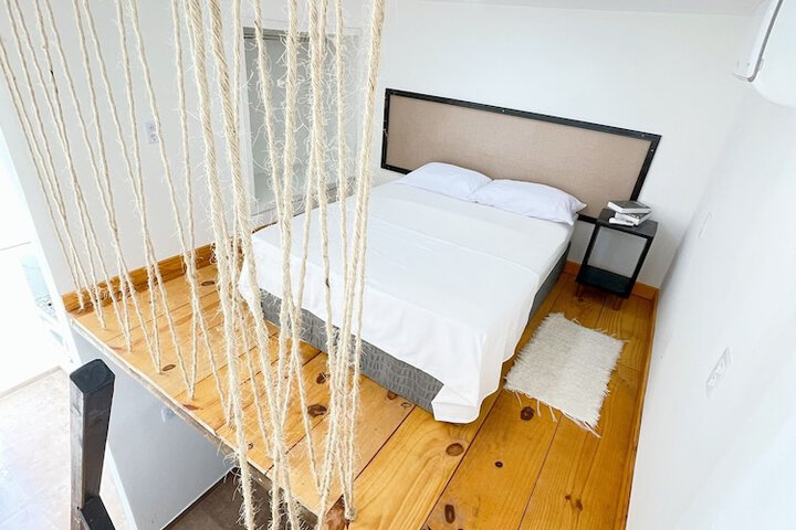 Room 3 of 59