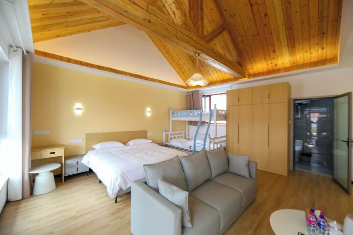 Room 12 of 75