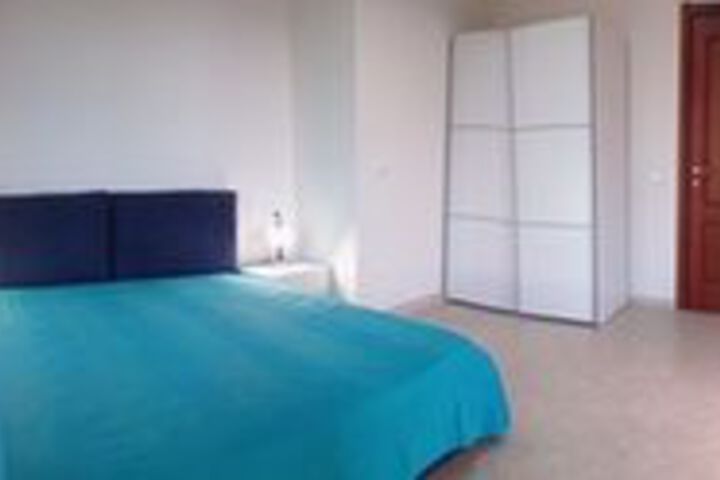 Room 15 of 42