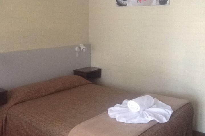 Room 14 of 26