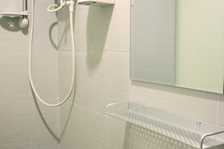 Room 14 of 25